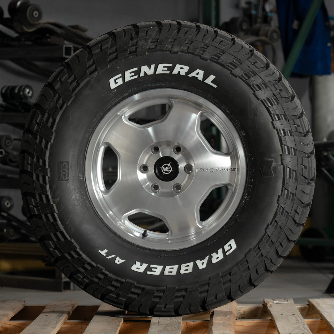 CHUNK - 17x8" WHEEL in POLISHED MACHINED by VAN COMPASS