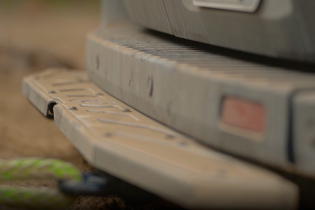 REAR TUG STEP - TRANSIT (2015+) by VAN COMPASS