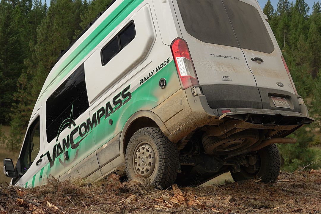 REAR TUG STEP - TRANSIT (2015+) by VAN COMPASS