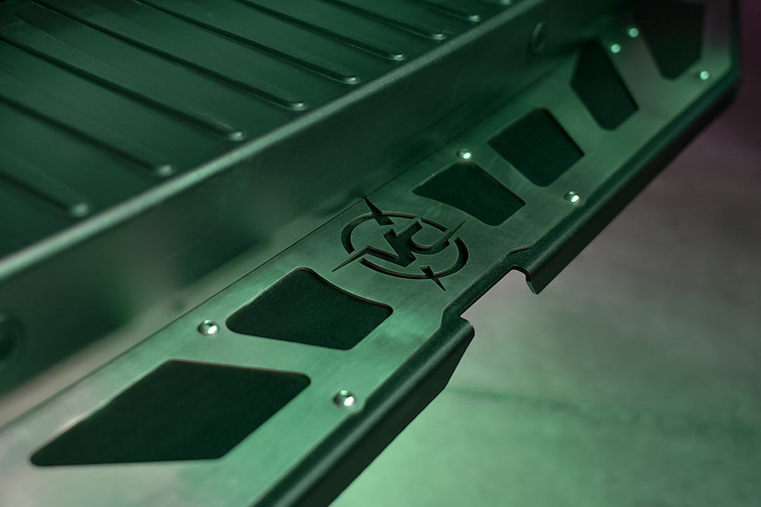 REAR TUG STEP - TRANSIT (2015+) by VAN COMPASS