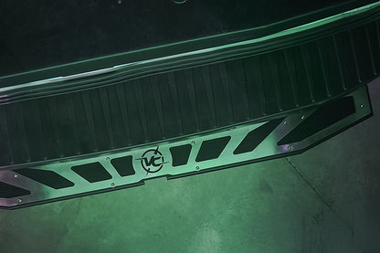 REAR TUG STEP - TRANSIT (2015+) by VAN COMPASS